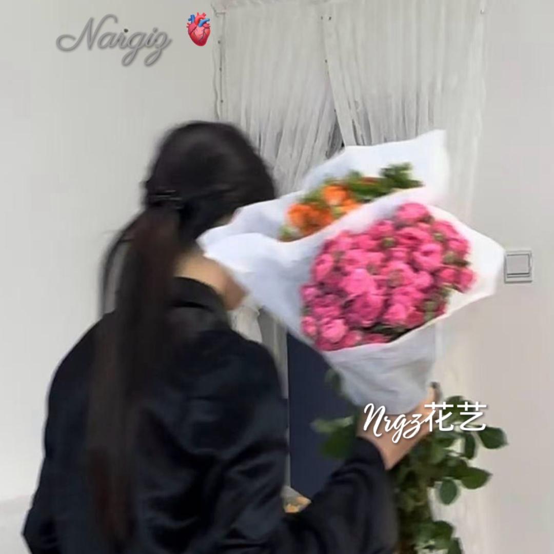 Nargiza-花艺💼