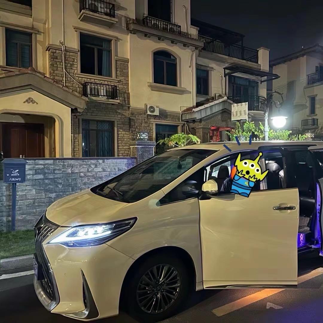 小L.