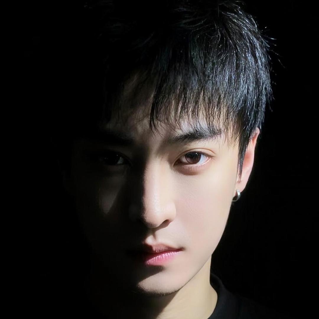 彭蟹八只脚🦀️