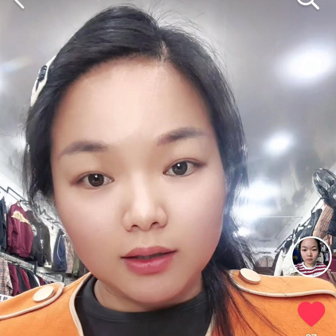 盈江童装店陈姐