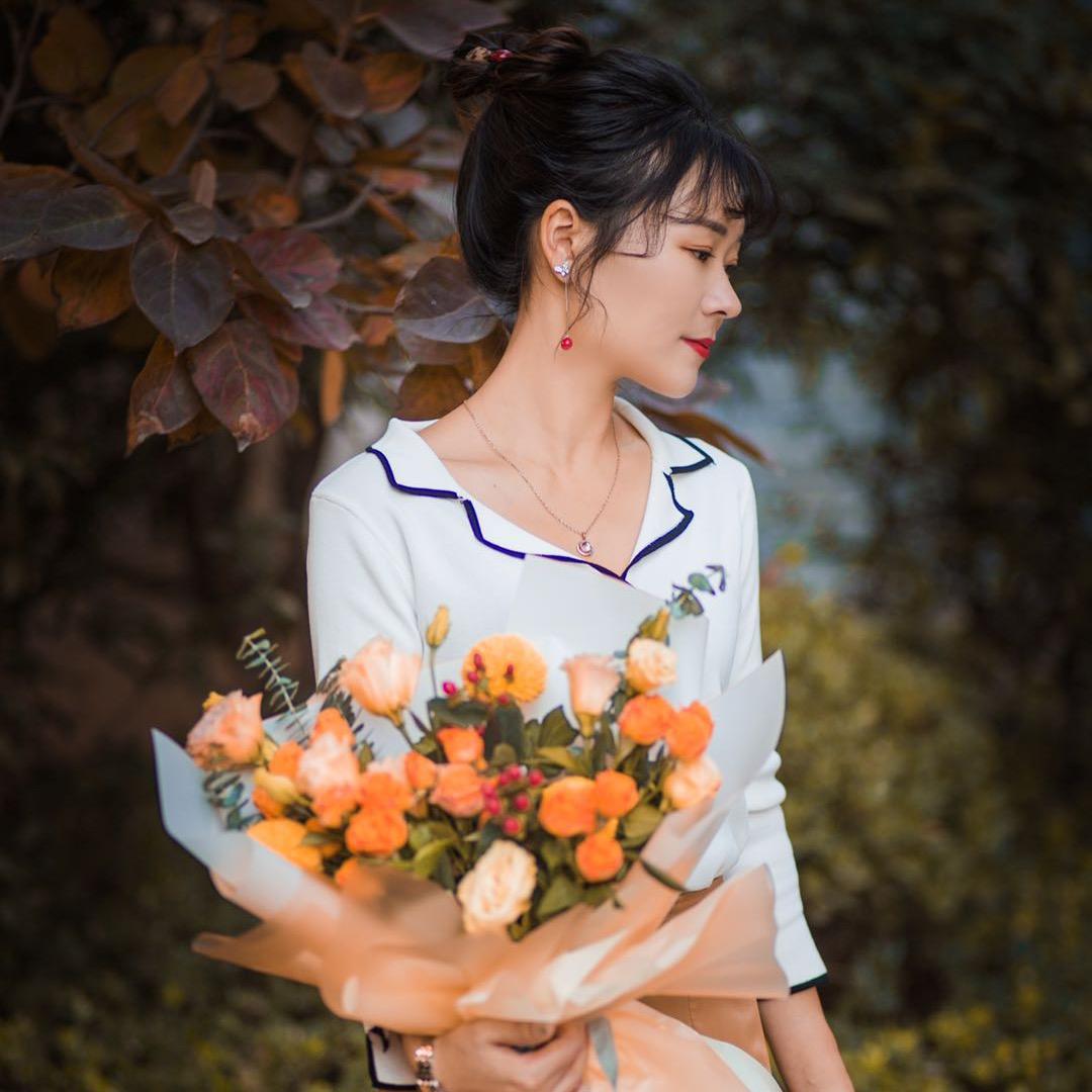 蕾蕾 花艺