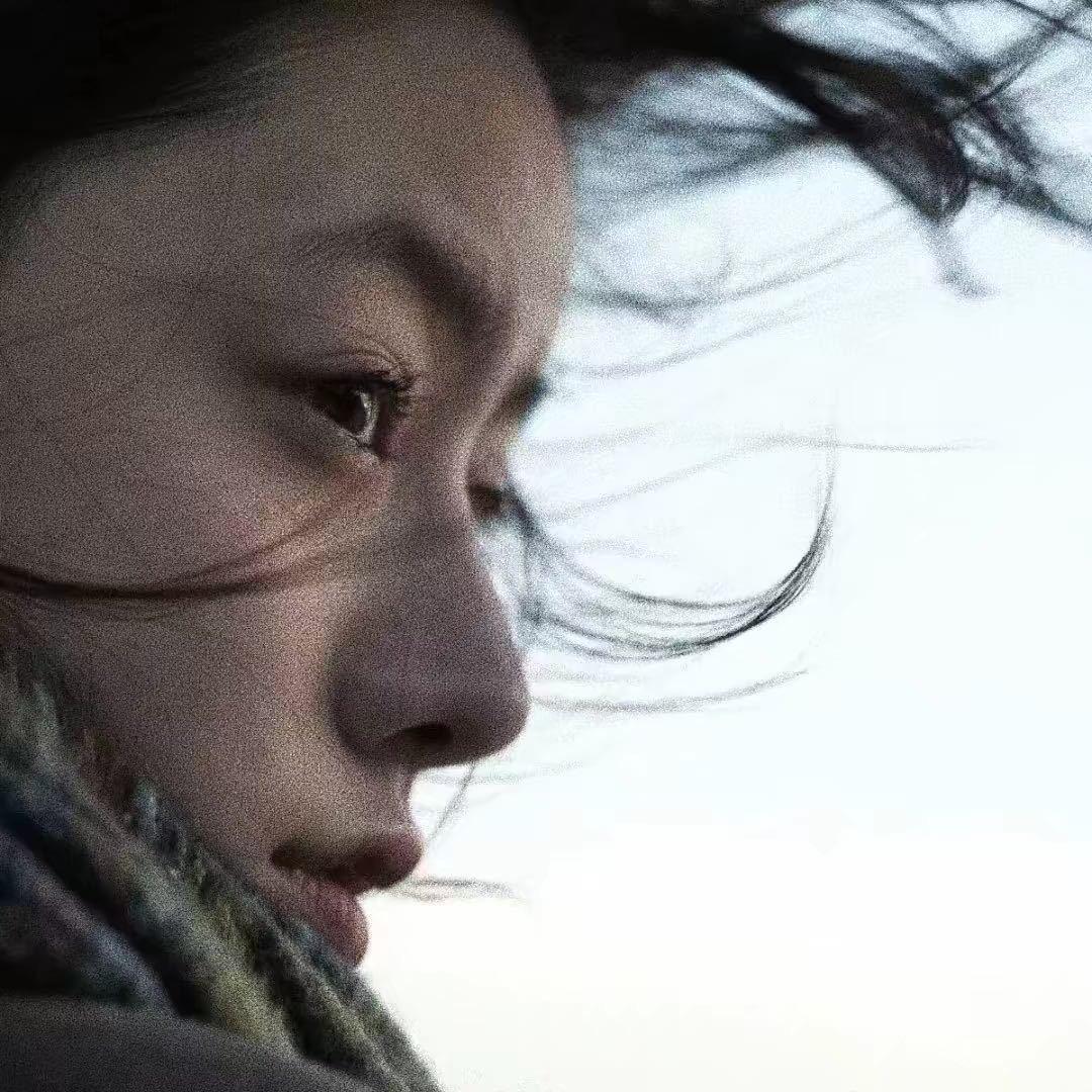 婳.
