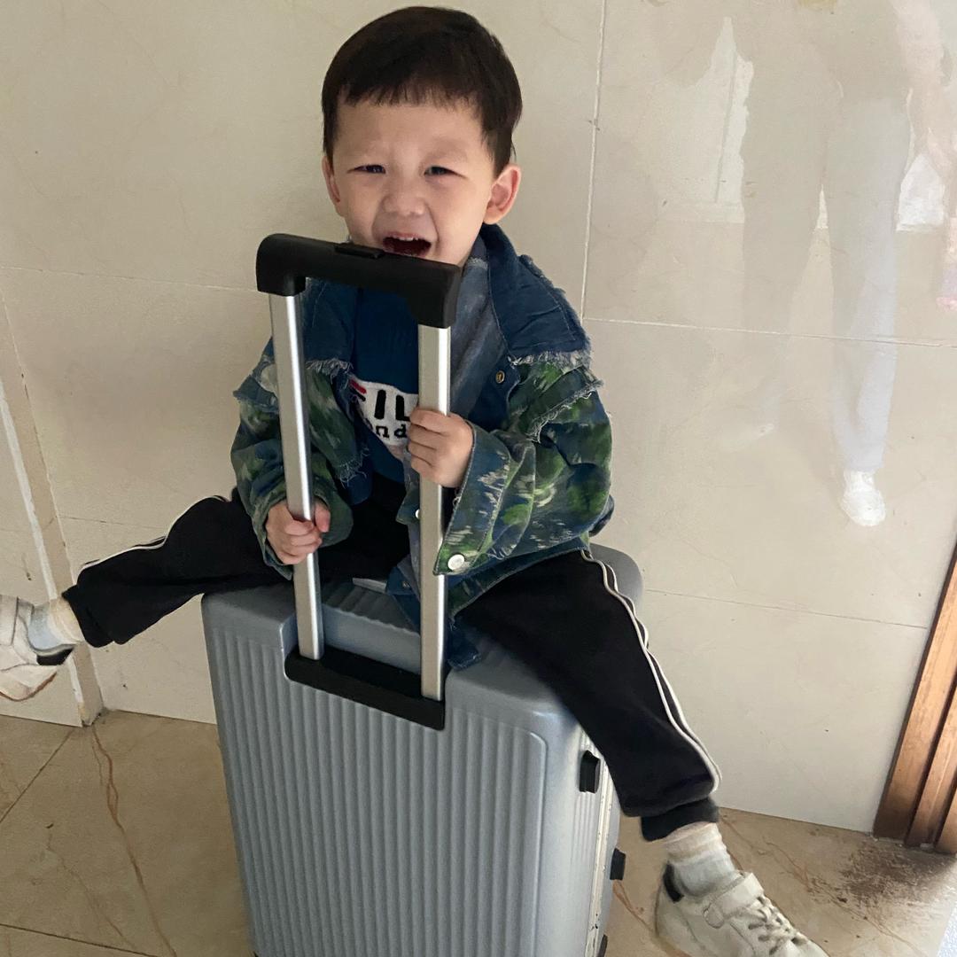 江华梦斓莎布艺(江华居然之家)蒋微微