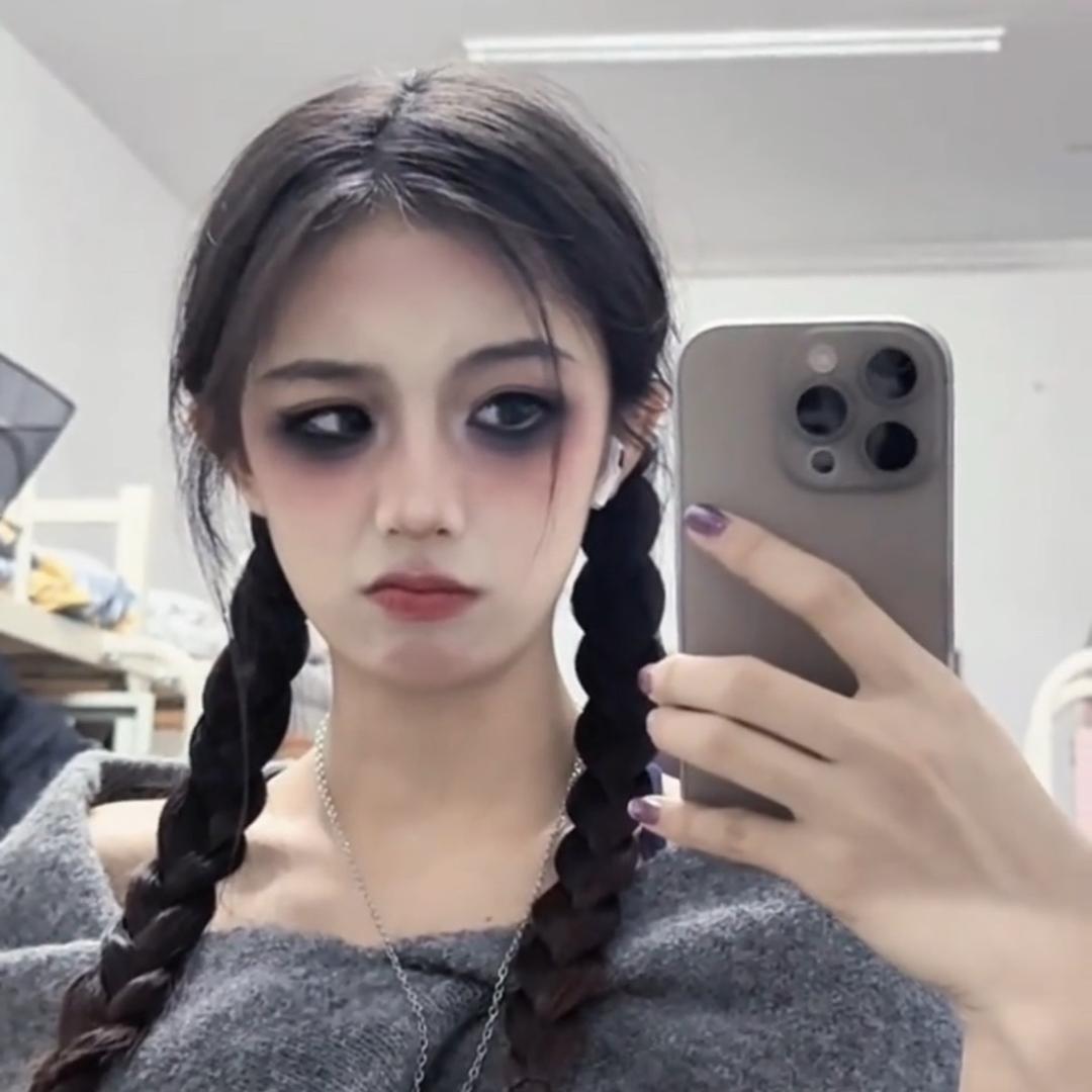 芝麻糊糊里糊涂🥄