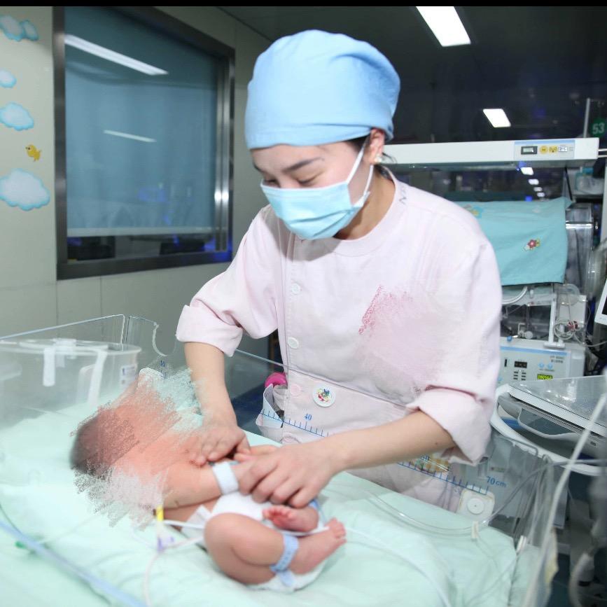 最温暖的南丁格尔（网络闺蜜版）