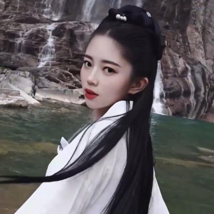 @小吉🐯姓王@