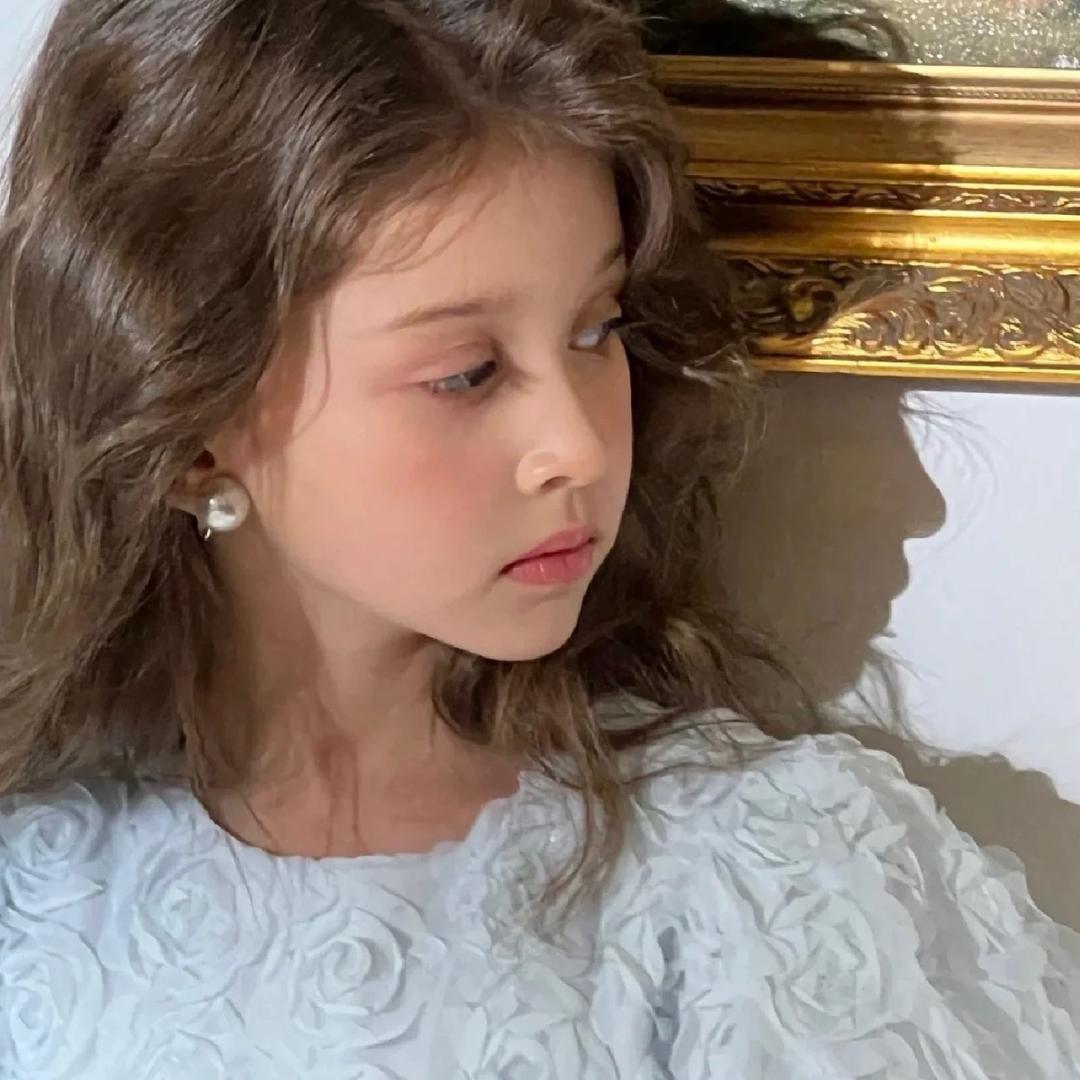 a- - -