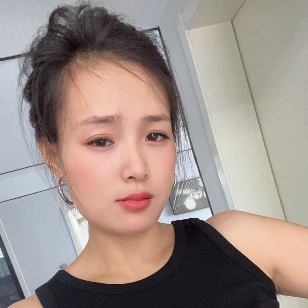 初九