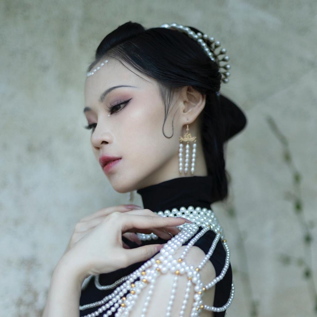 溯梦Zoe