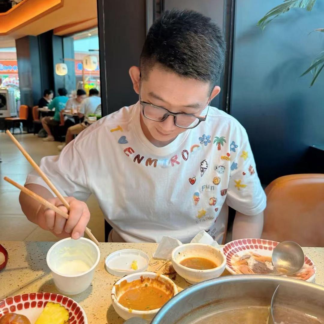 海阔凭鱼跃