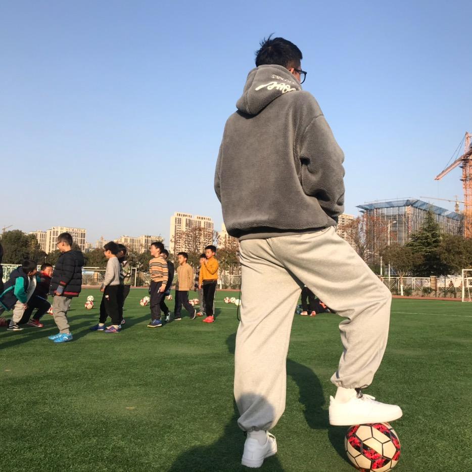 会画画的体育老师✌️