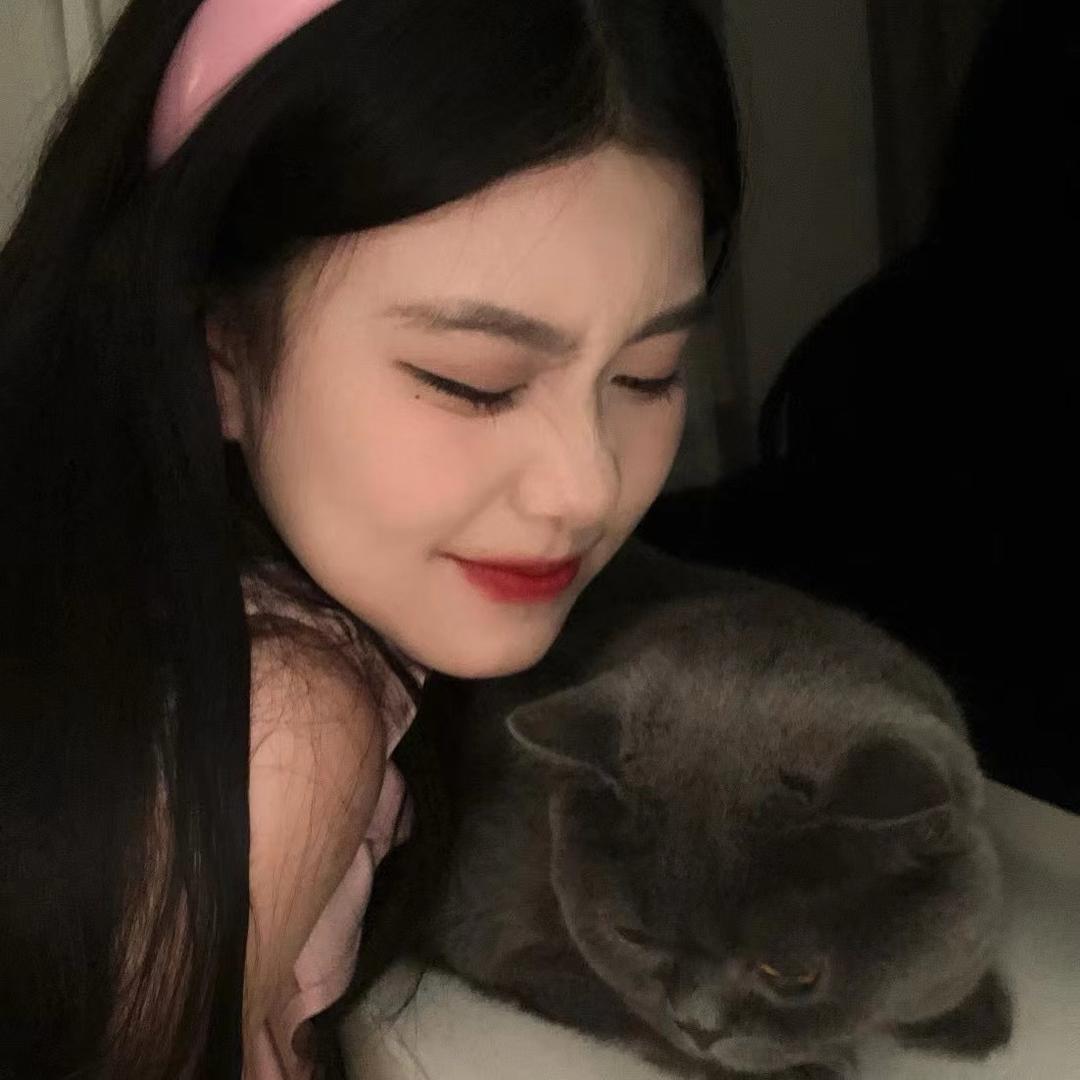 喵了个咪的猫咪🌈🎃