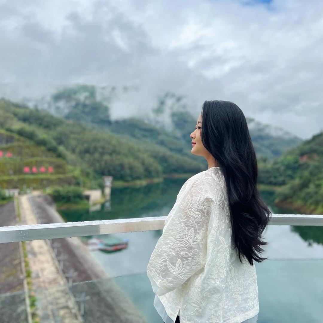 佤族小茶妹