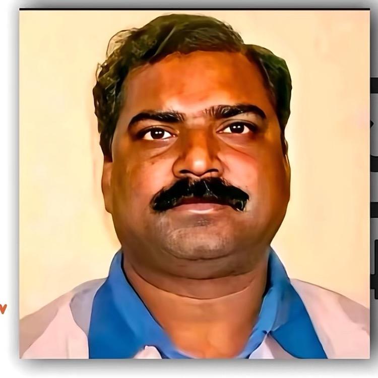 缺块门牙的小土豆