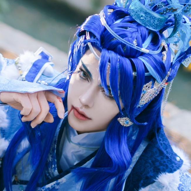 纳兰寒月（连赞拉黑）