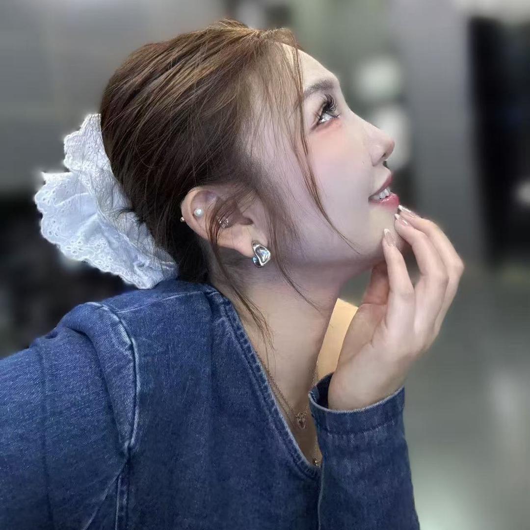 Lily