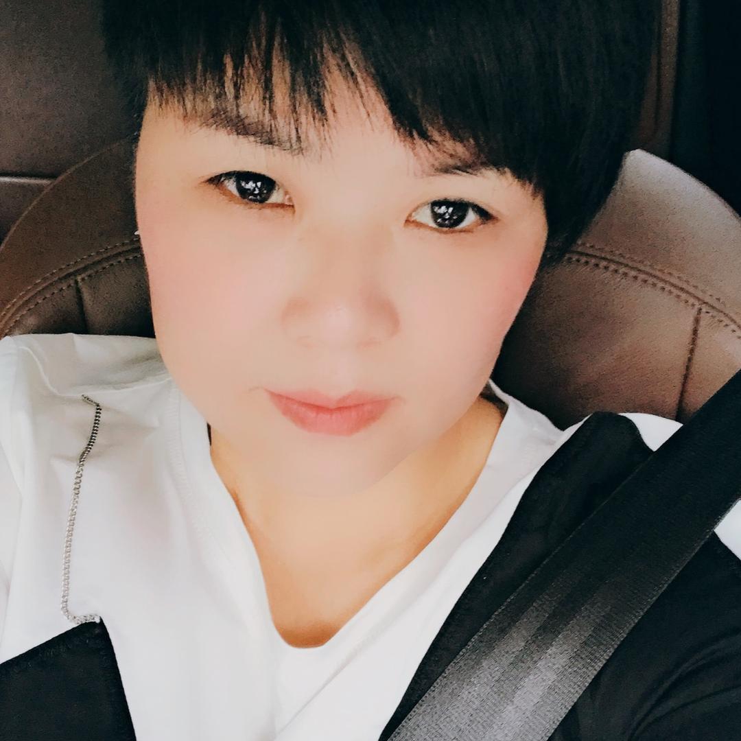 68436189姐妹欧韩服饰