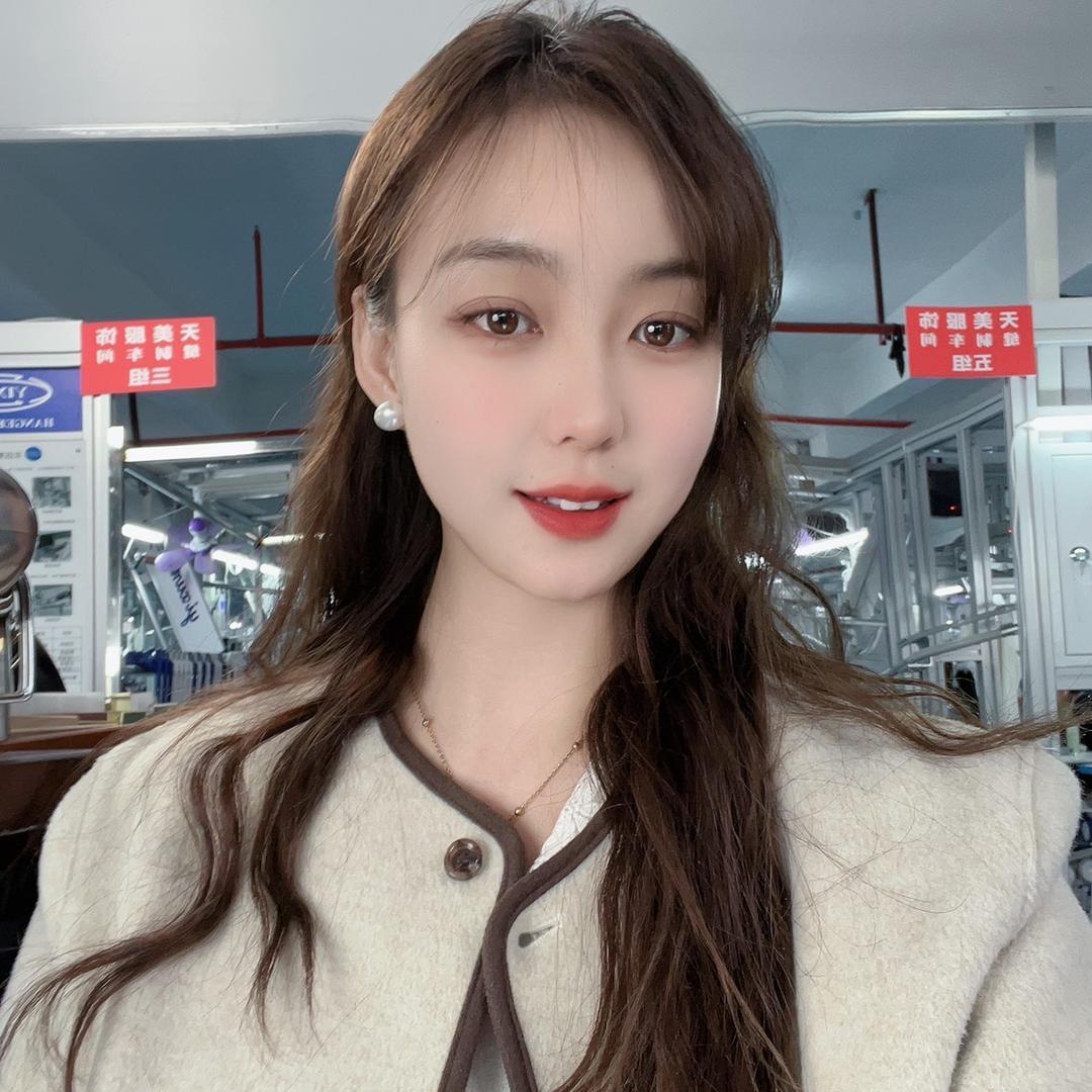天美品牌女裤工厂丹丹