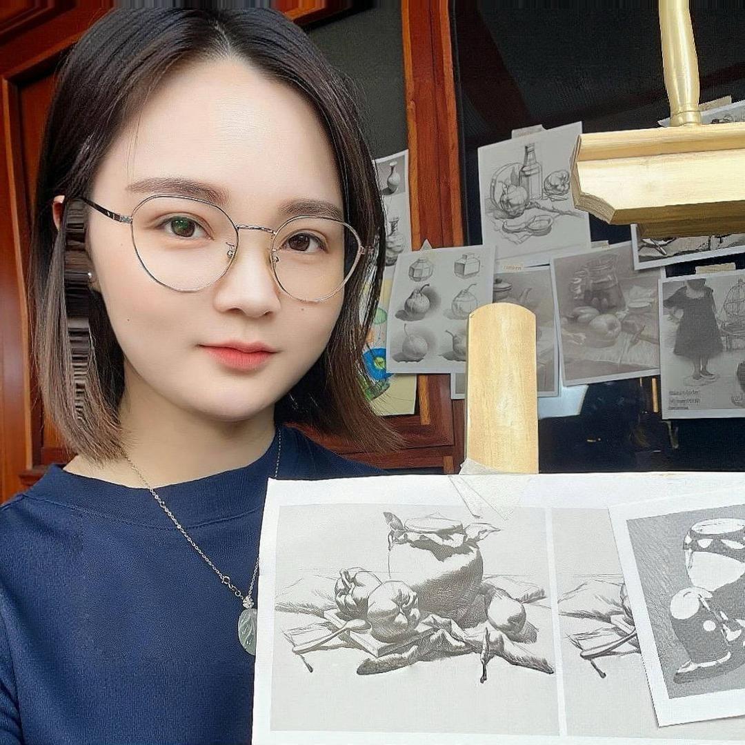 圆圆美术(园园老师)
