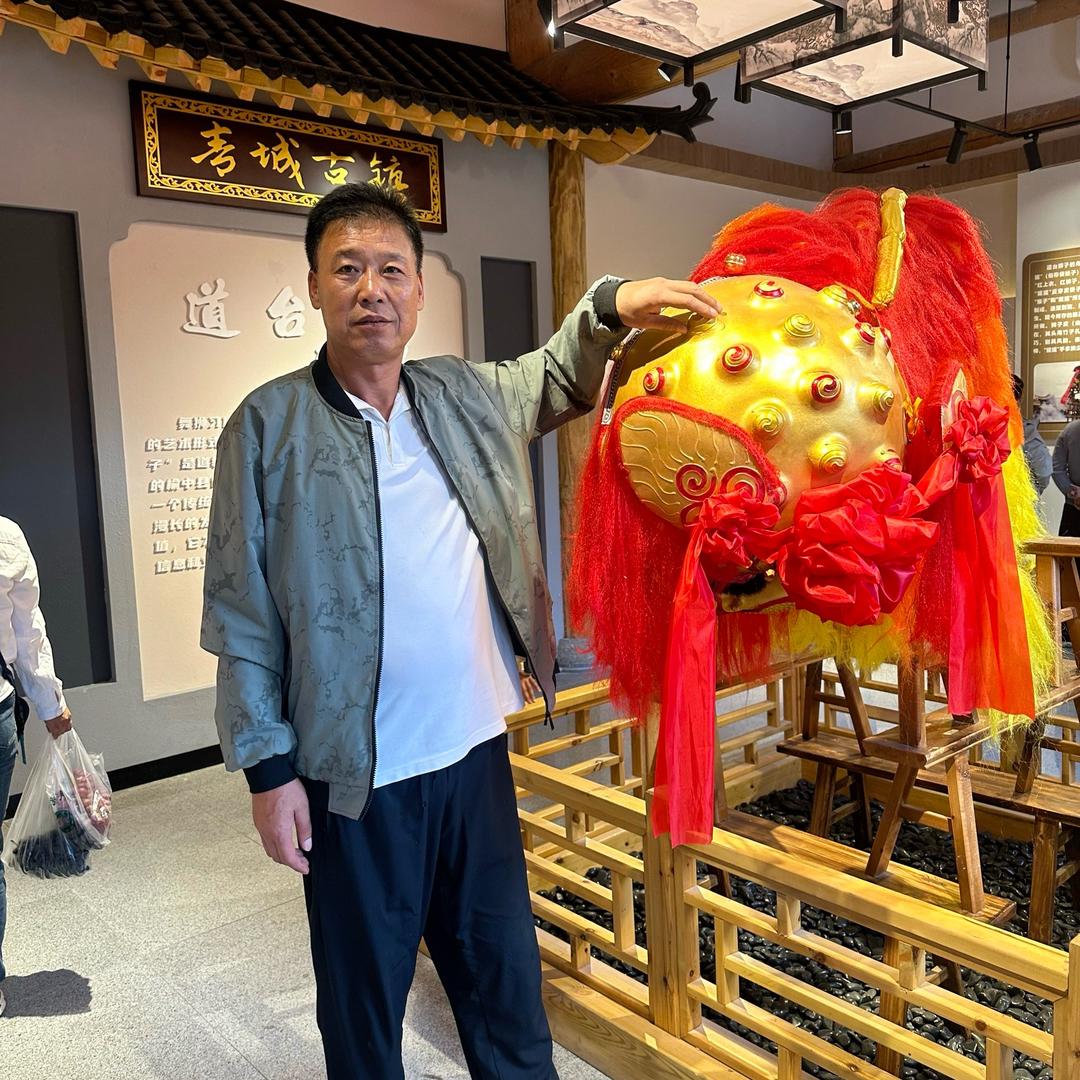 魏哥: