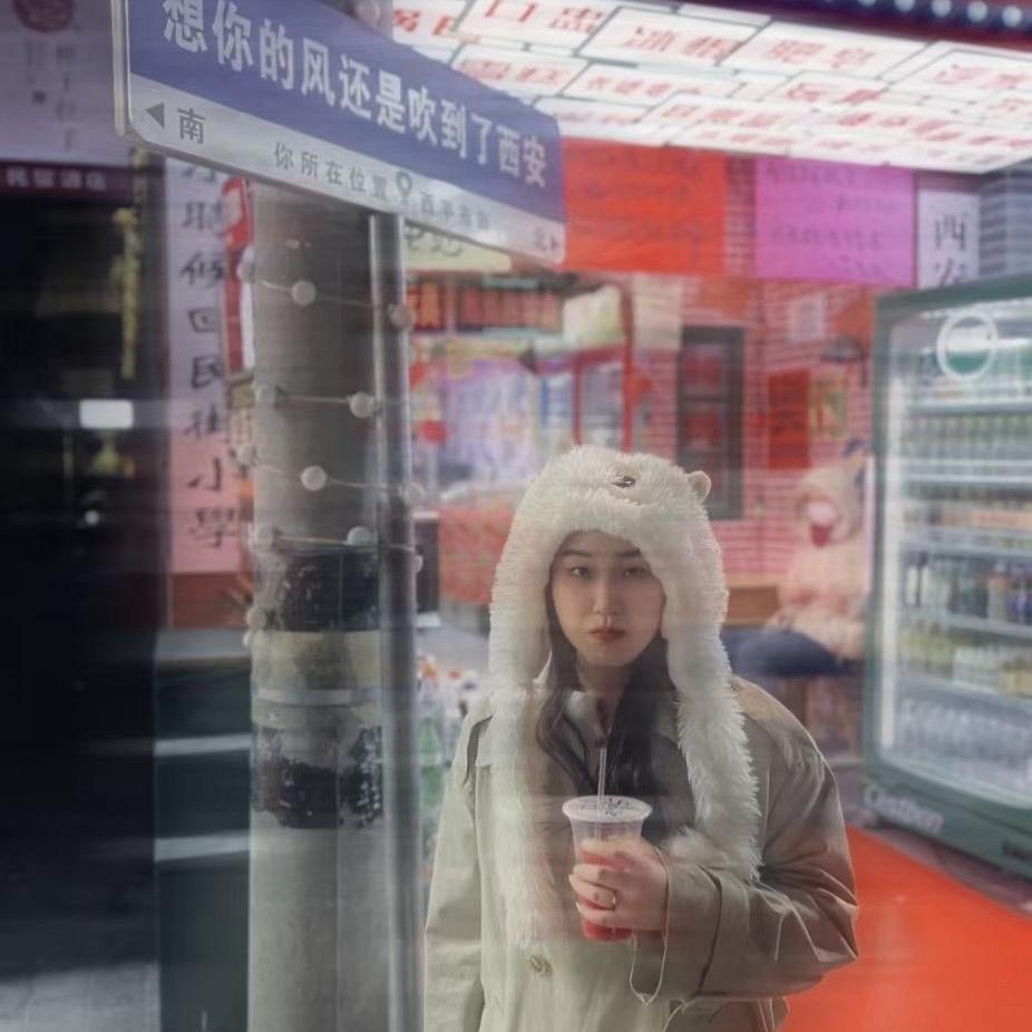 空白页