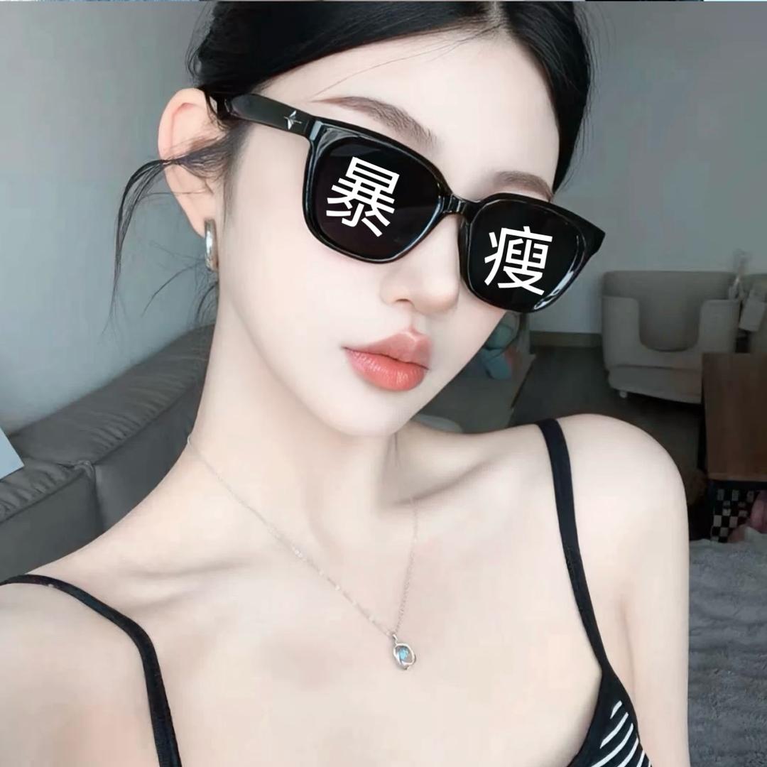 LIU劉劉、