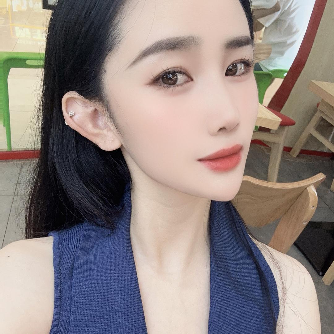 湾湾🥂