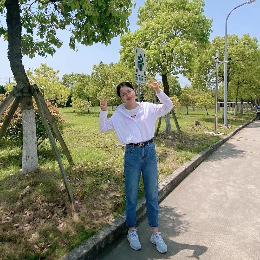 爱笑的Sophia