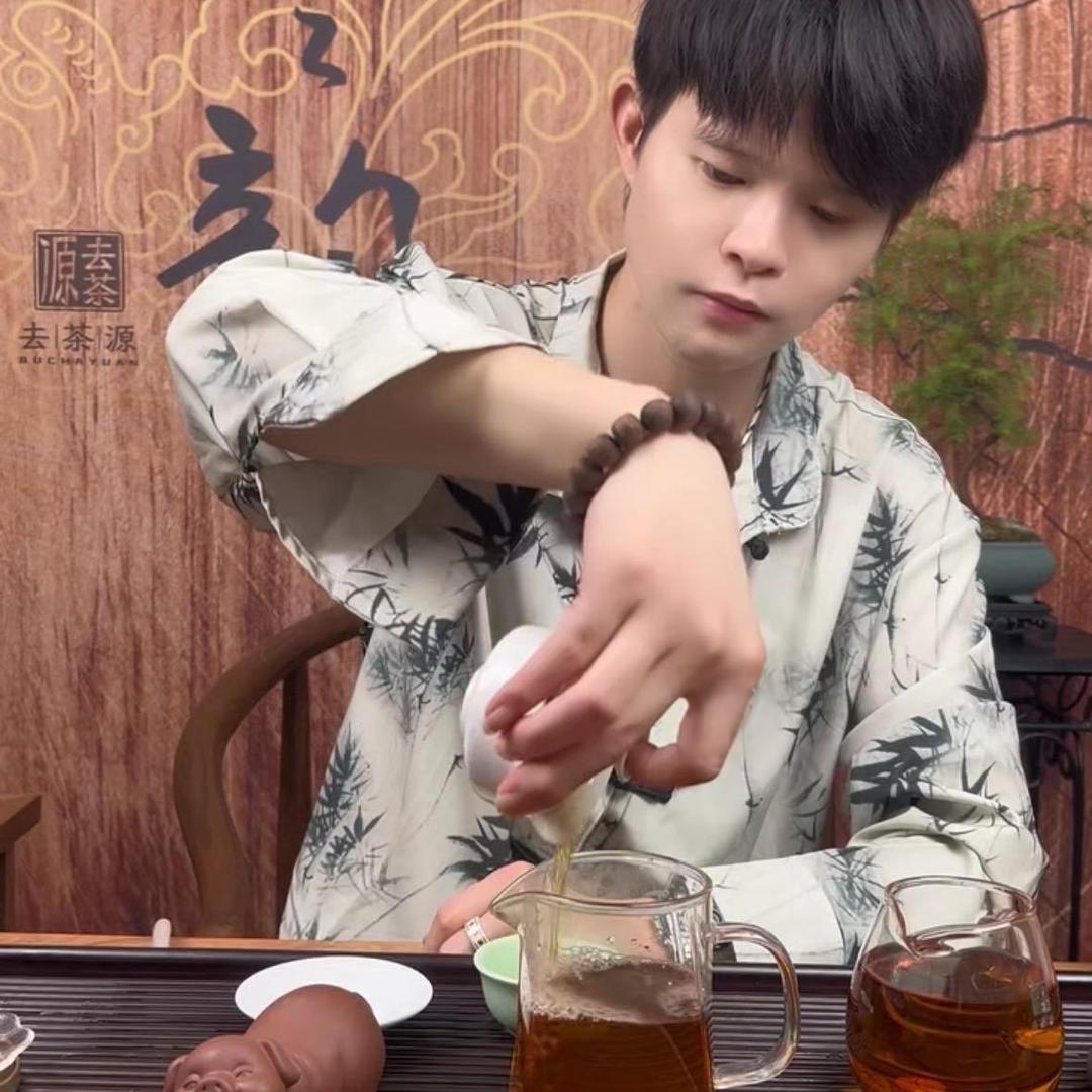 老刘评茶