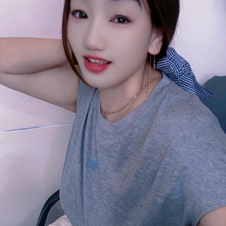 冷水江同心汽车站柒号服装批发店