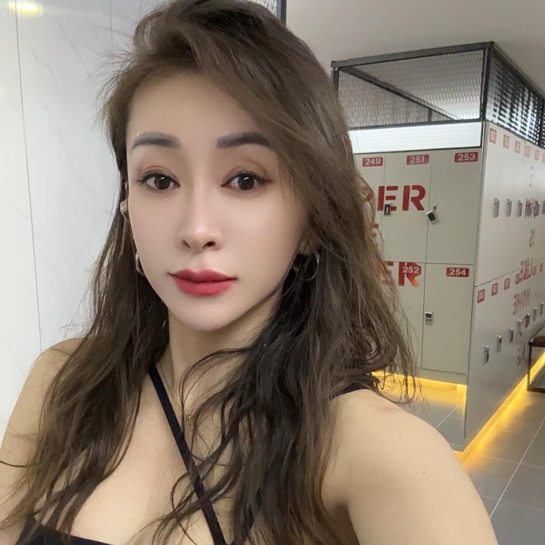 于红