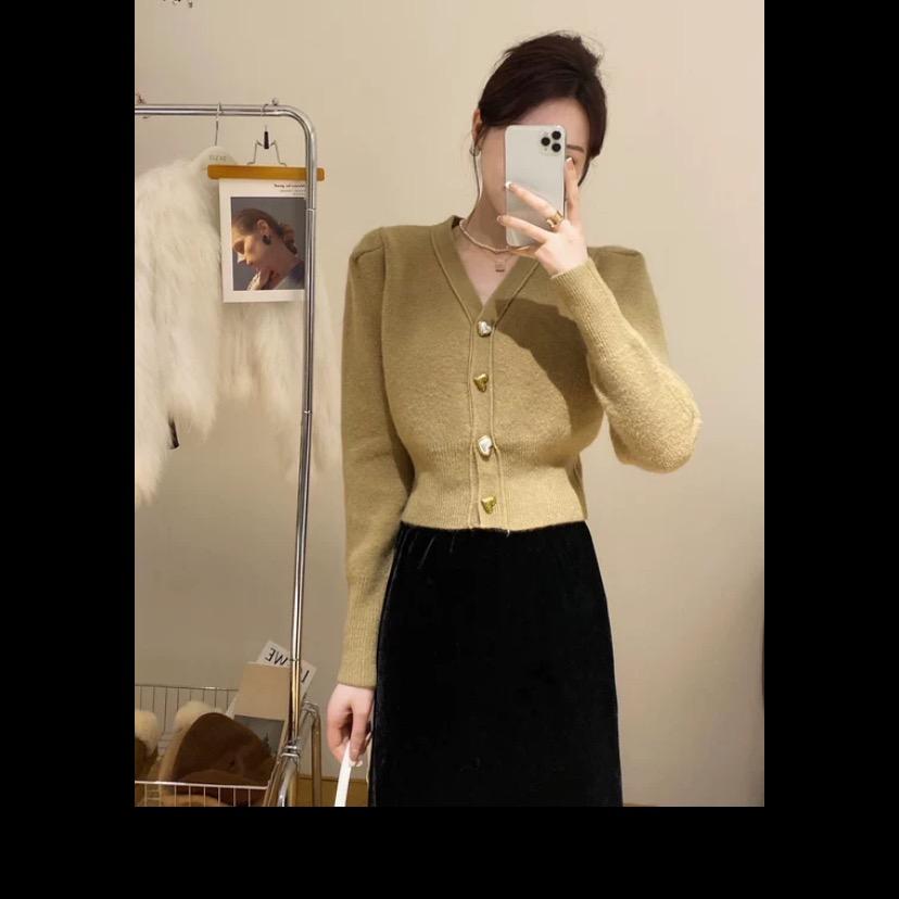 迎淇服装