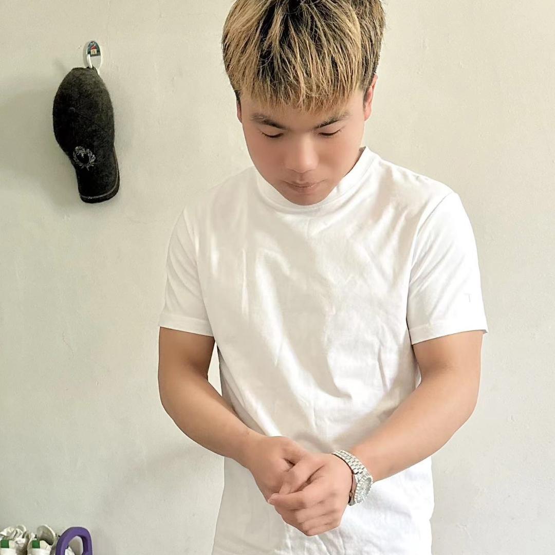 解总（只想搞钱）