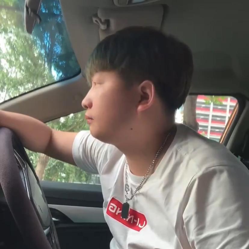 小张同学👨‍🎓