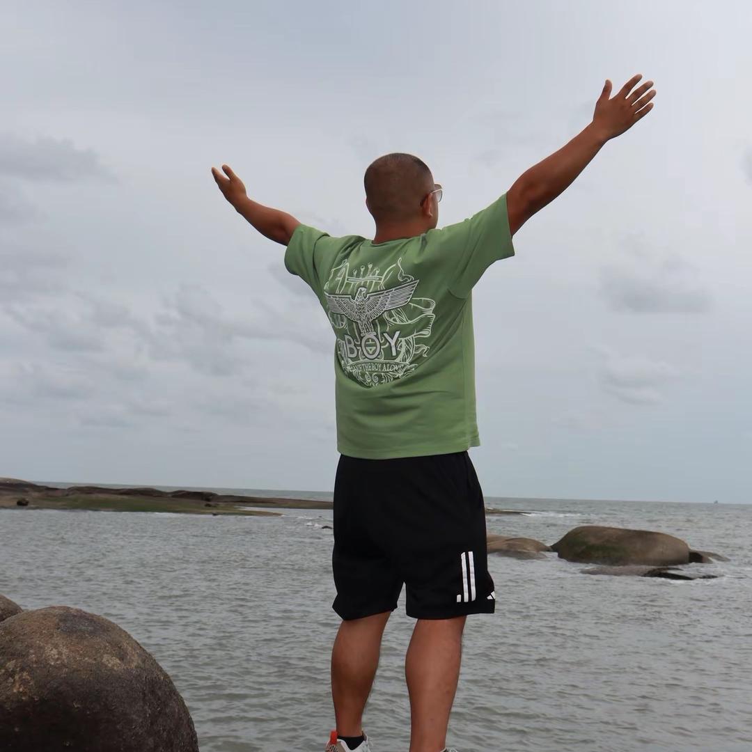 不锈钢钛合金钢铁直男