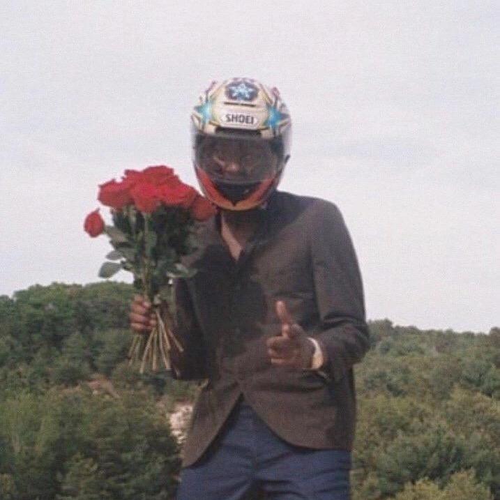 Hhhh