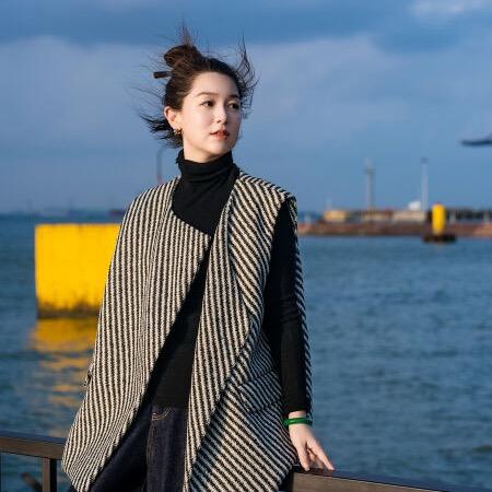 尤加莉女装爆款返场