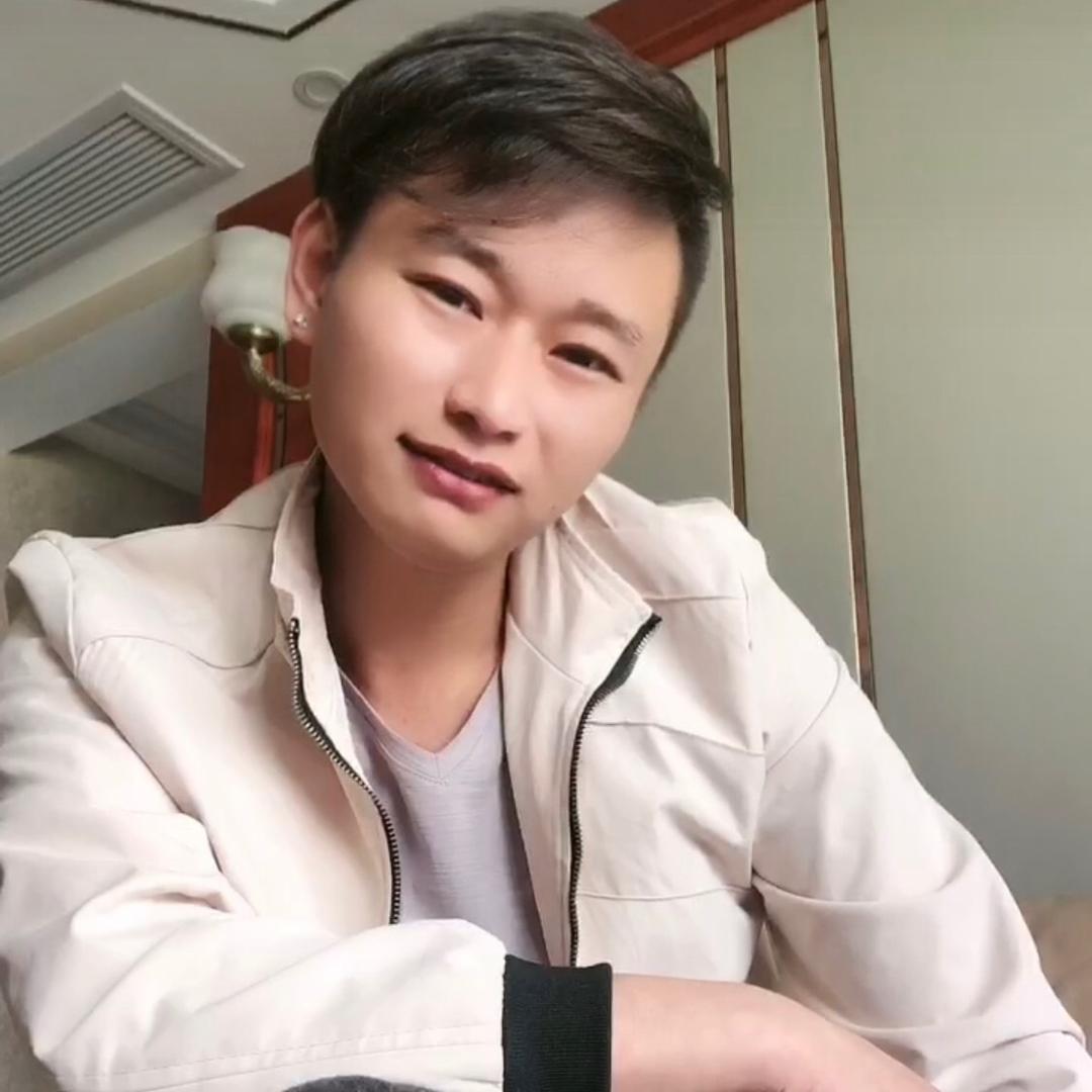 洪俊