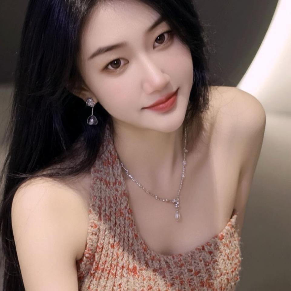 ≡^ˇ^≡舒雅雯^o(☆_☆)