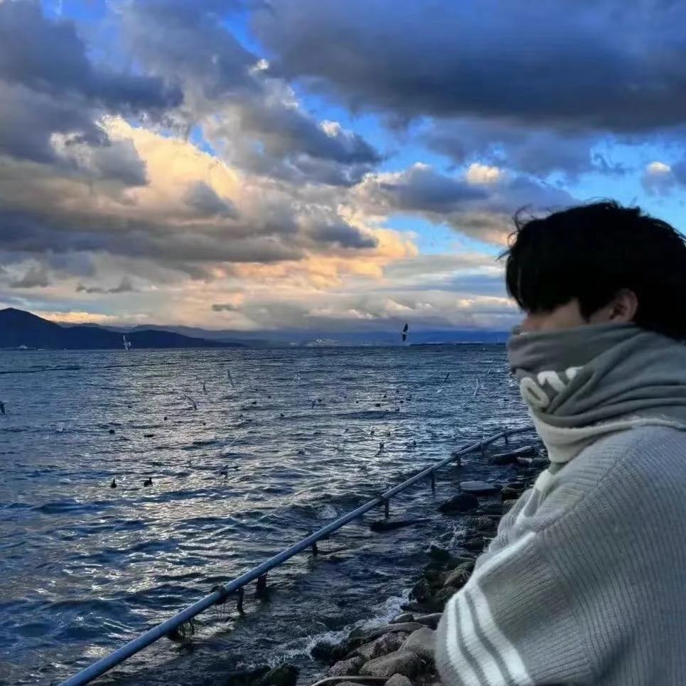 𝓙𝓪𝓵𝓵𝓸𝔀