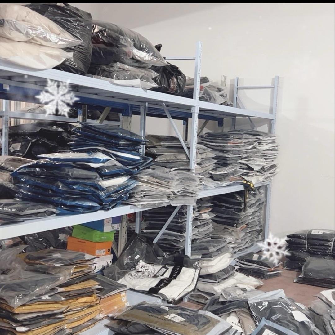 品牌特卖集合店3