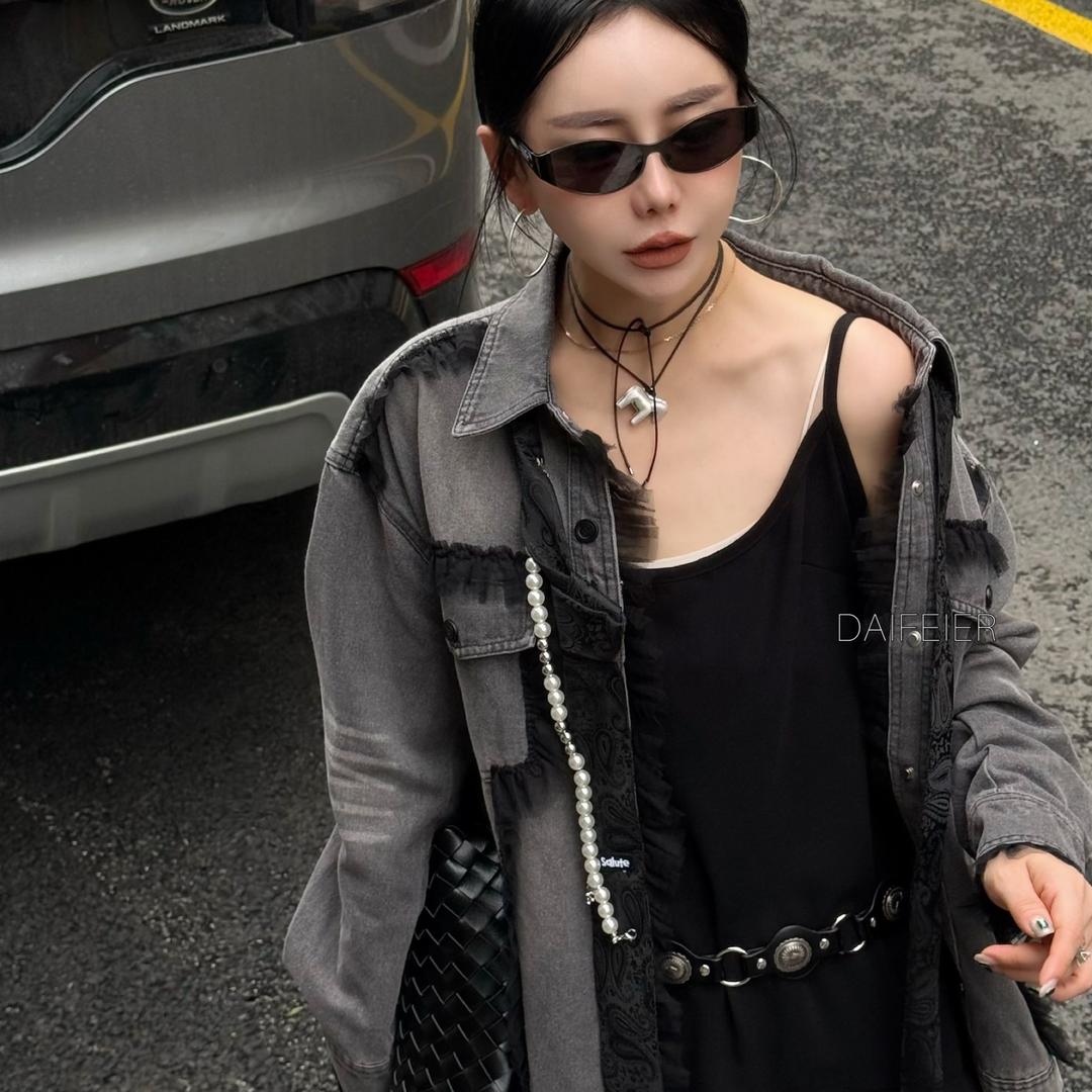 本溪银座戴飞儿服装店