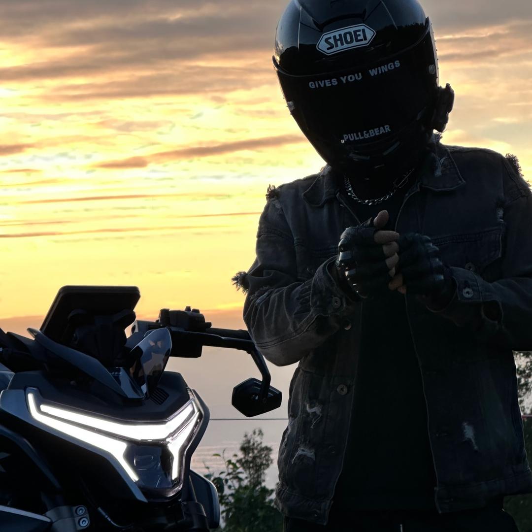 西昌弯道重机——【郑浩】