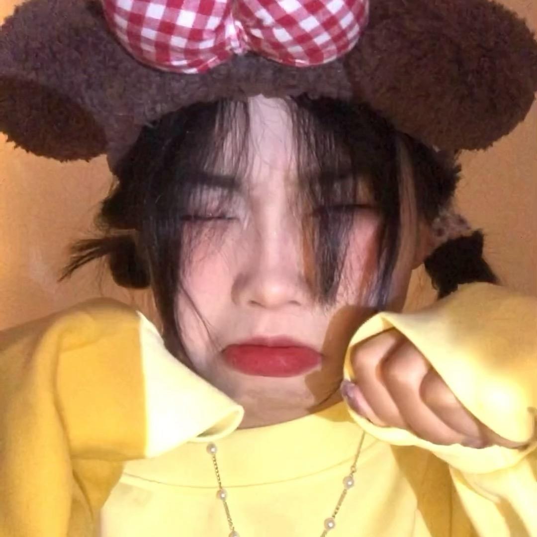 小🐑有点烦.