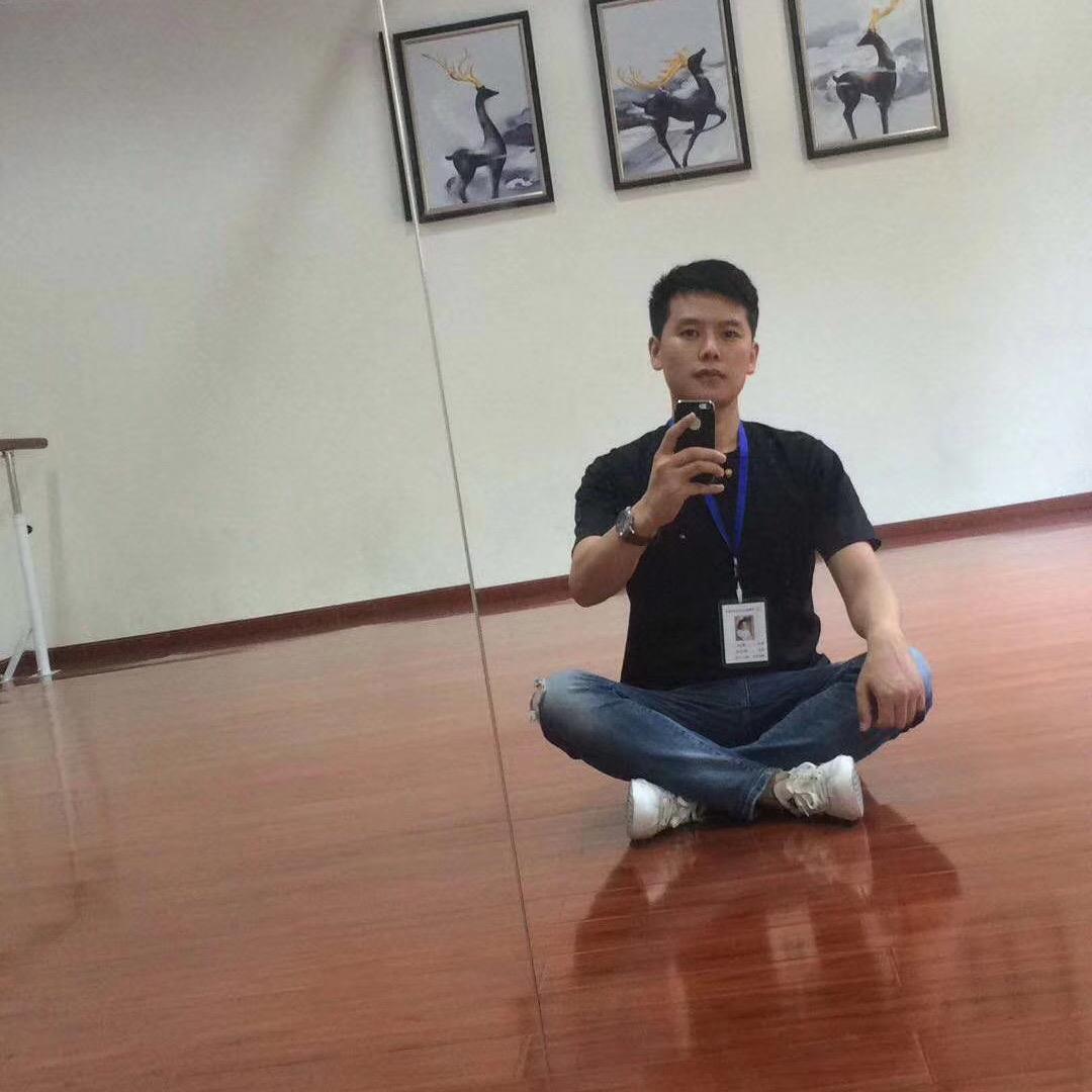 泸州做艺培的张校