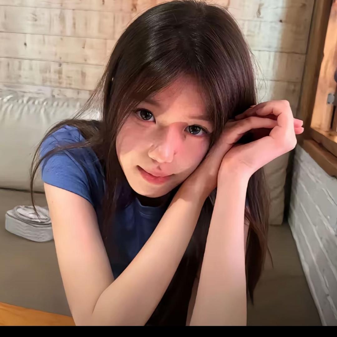 AIy