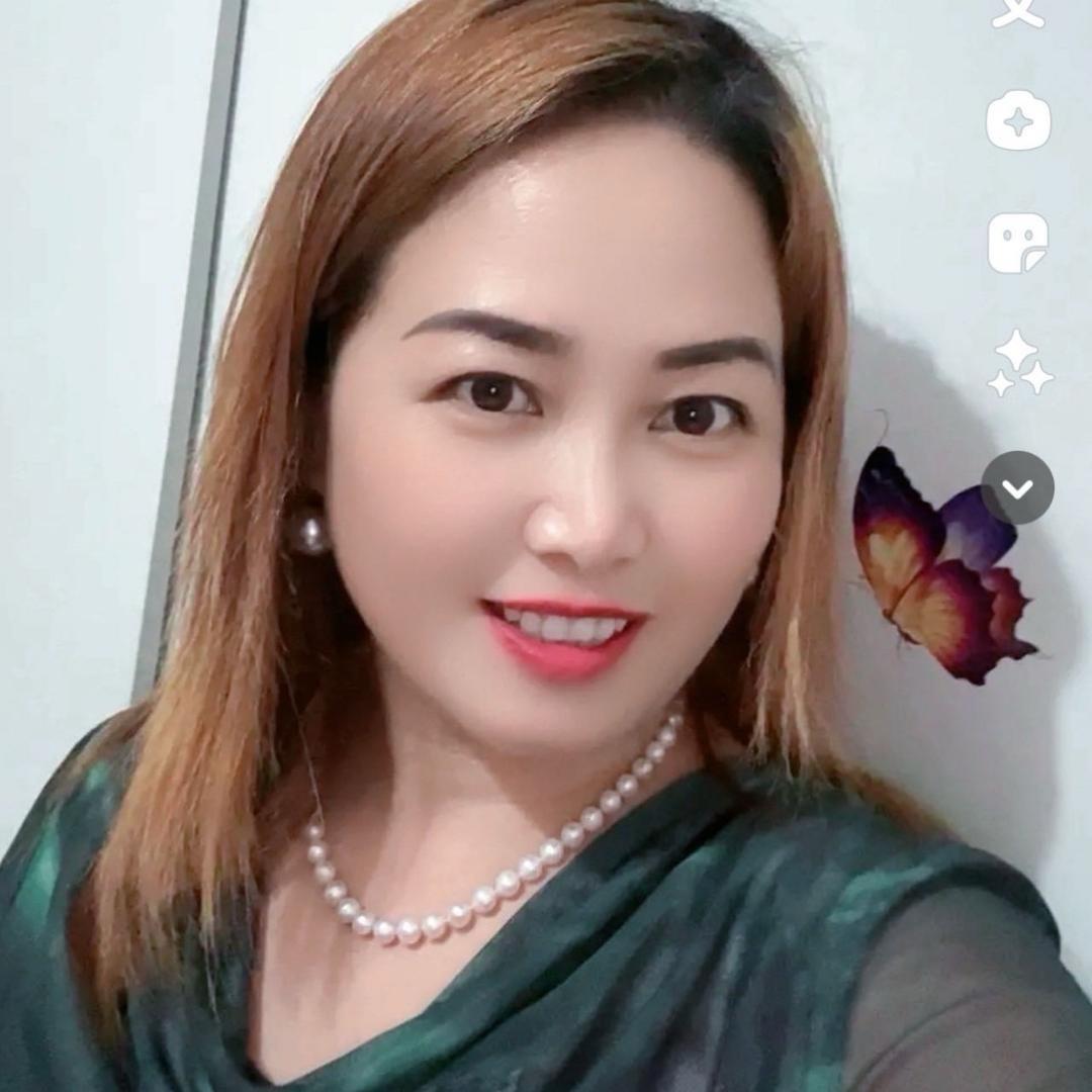 辣 妹