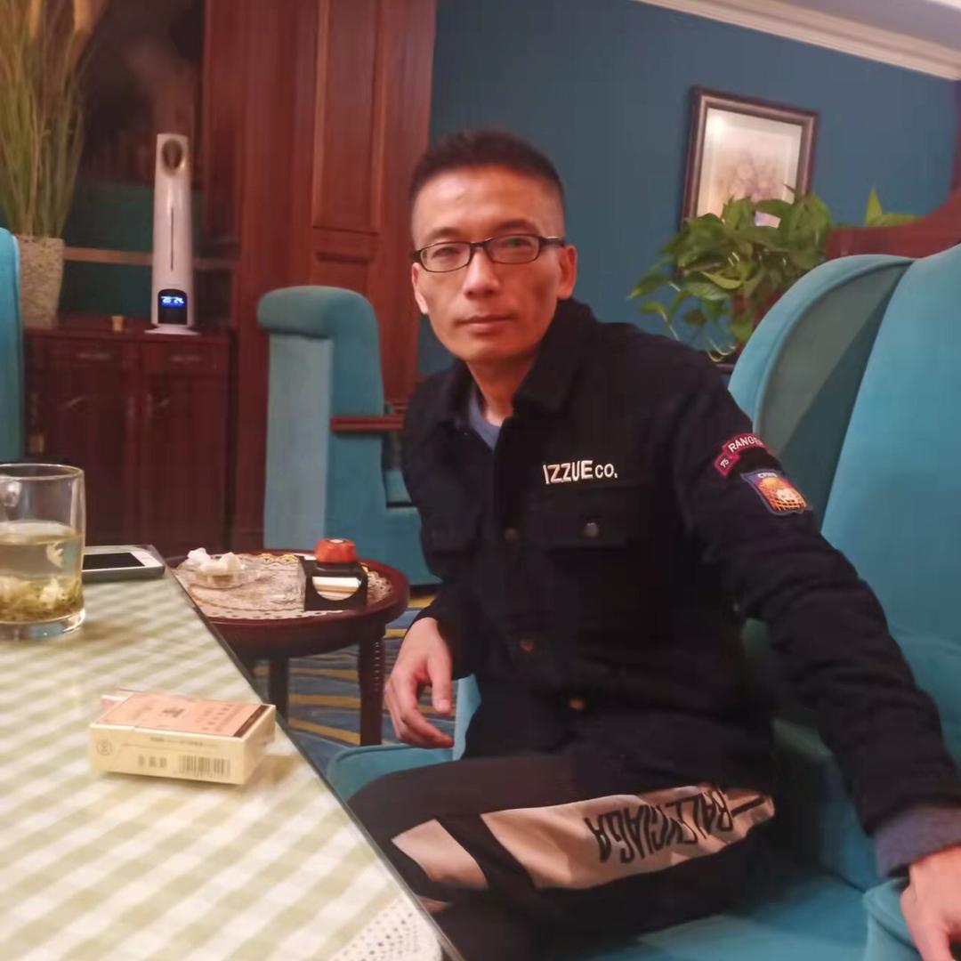 锐锐
