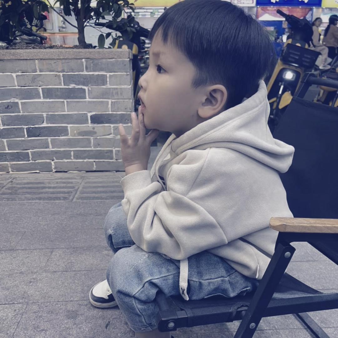 黄先生@