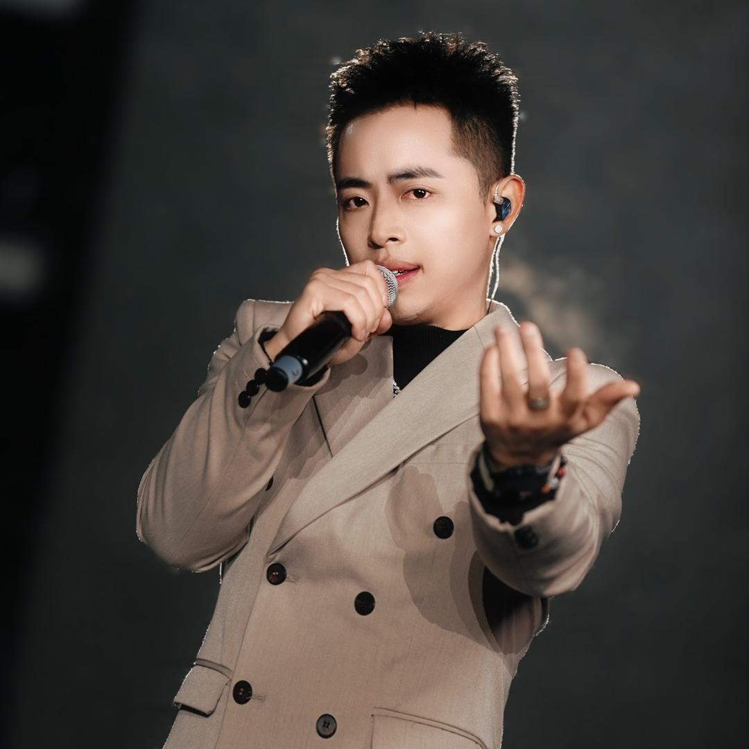 莫小宝🌈²¹¹¹